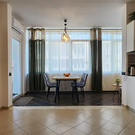 Tropic Apartment Durres